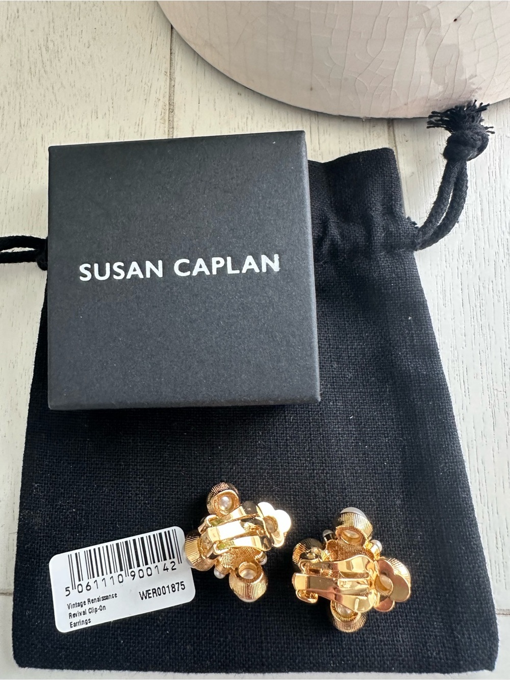 Susan Caplan Vintage Renaissance Revival Pearl Clip-on Earrings - Picture 7 of 9